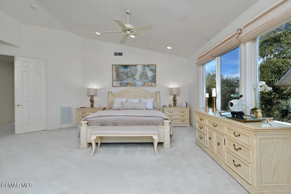 31775 Oak Ranch Court, Westlake Village, California 91361 home-pic-45